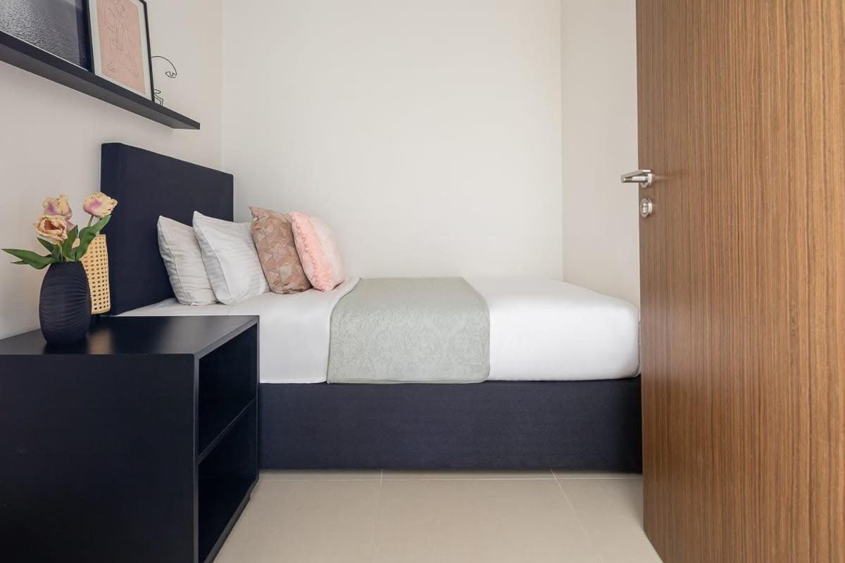 Frank Porter - 5242 Emaar Tower Dubai Ngoại thất bức ảnh
